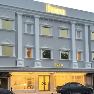 Отель Ritzton