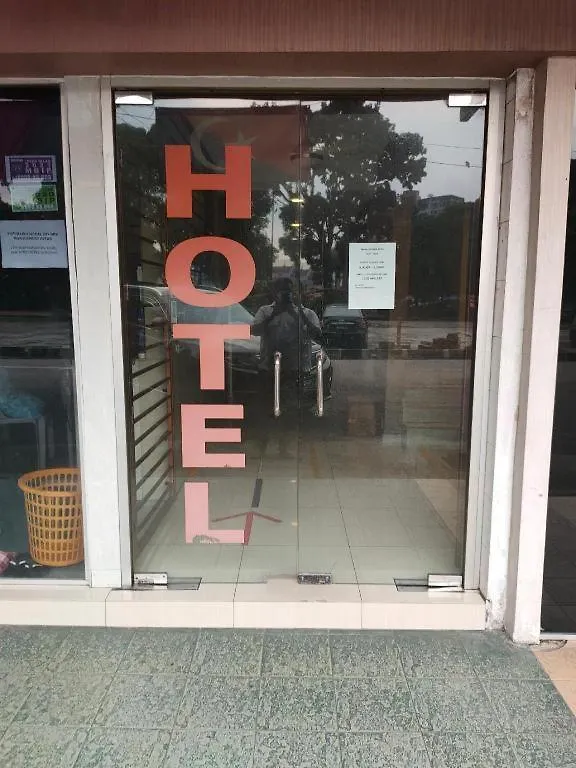Oyo 90273 Mz Hotel Johor Bahru